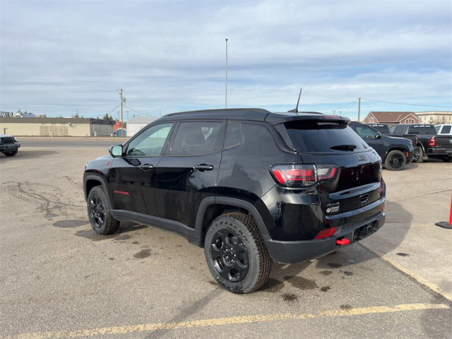 2023 Jeep Compass TRAILHAWK ELITE in Cars & Trucks in Lethbridge - Image 3