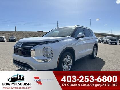 2025 Mitsubishi Outlander PHEV LE S-AWC in Cars & Trucks in Calgary