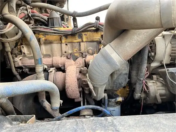 2002 FREIGHTLINER Steam Truck Located near Red Deer Alberta dans Camions lourds dans Calgary - Image 23
