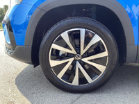 COME SEE WHY PEOPLE BUY FROM MILTON CHRYSLER TODAY!! USED VEHICLES @ MILTONCHRYSLER.COM CREDIT ISSUE... (image 8)