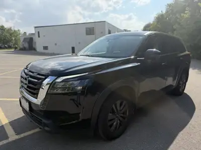 PREVIOUS DAILY RENTAL Engine: V6 Cylinder Engine 3.5L L/100Km City: 11.6 L/100Km Hwy: 9.2 Safety Equ...