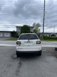 This 2013 GMC Acadia SLE2 is a reliable and spacious SUV for all your adventures! With its sleek whi... (image 5)