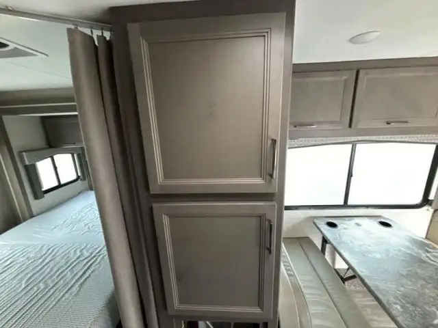 2023 Thor Motor Coach Chateau 22B in RVs & Motorhomes in Red Deer - Image 29