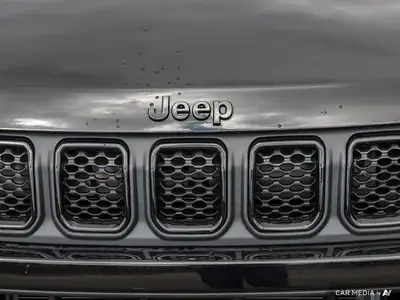 2024 Jeep Compass Altitude | Heated Seats | Rain Sensing Wipers, View more