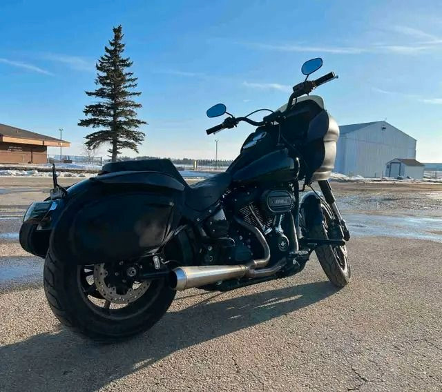 2021 HARLEY DAVIDSON LOWRIDE S (FINANCING AVAILABLE) in Touring in Strathcona County - Image 4