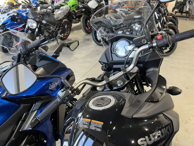 2024 Suzuki V-Strom 650A in Street, Cruisers & Choppers in Markham / York Region - Image 5