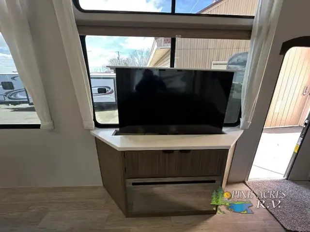2025 Forest River RV Wildwood Grand Lodge 44VIEW in Travel Trailers & Campers in Truro - Image 18
