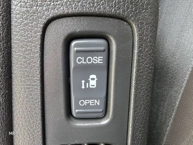 2018 Honda Odyssey EX-L RES REVERSE / SIDE CAMERA,Road Departure in Cars & Trucks in City of Toronto - Image 27