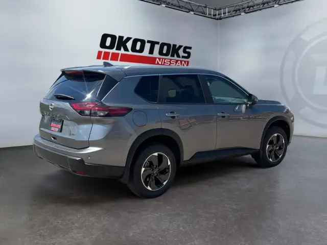 2025 Nissan Rogue dans Autos et camions dans Calgary - Image 6