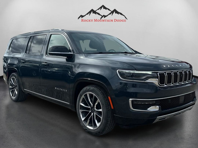  EX-DEMO 2023 JEEP WAGONEER L SERIES lll LOW LOW MILEAGE in Cars & Trucks in Red Deer - Image 4