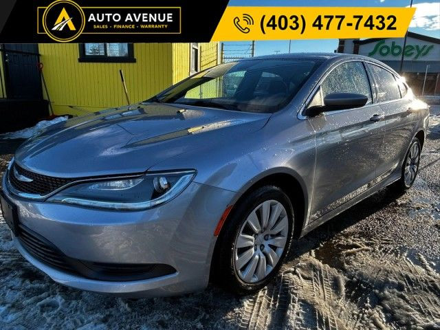 2015 Chrysler 200 LX - TOUCHSCREEN & BLUETOOTH in Cars & Trucks in Calgary