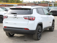 4x4, 2.0L Turbo, Dual-Pane Panoramic Sunroof, Premium Alpine Sound System, Heated Leather Seats/Stee... (image 5)