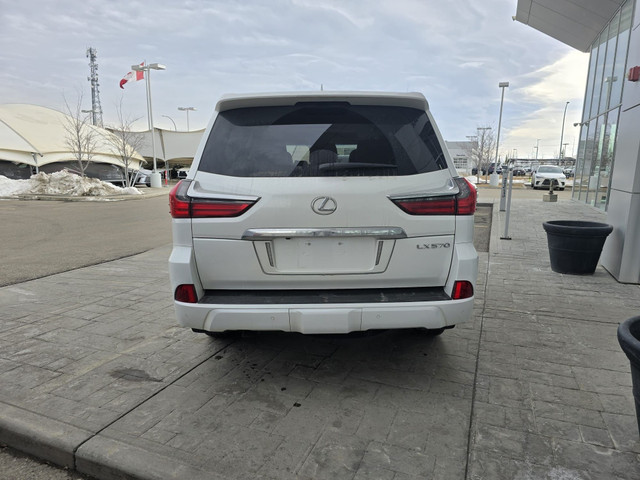 2019 Lexus LX 570 EXECUTIVE / ZERO ACCIDENTS / FULLY LOADED in Cars & Trucks in Calgary - Image 4