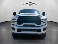 REAL HEAD TURNER. THIS TRUCK COMES WITH A 6.7 CUMMINS DIESEL, 8SPEED POWERGLIDE TRANSMISSION, 5TH WH... (image 7)