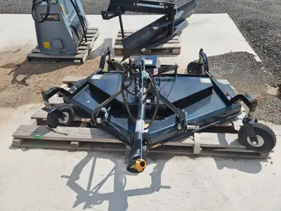 72in. 3pt hitch mount finishing mower New/Used : Used Condition : Good