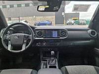 Come see this certified 2023 Toyota Tacoma TRD Sport | 4x4 | Nav | Adaptive Cruise | Apple CarPlay |... (image 4)