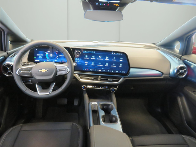 2025 Chevrolet Equinox EV LT HD Surround Vision, Heated Seats... in Cars & Trucks in Brandon - Image 3