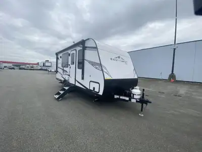 EAST TO WEST Alta LE travel trailer 1600MRB highlights: Queen Murphy Bed Universal Docking Station B...