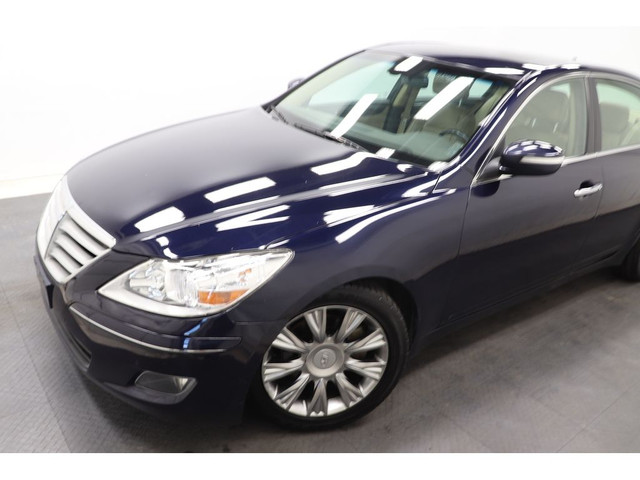 2011 Hyundai Genesis Sedan 3.8L V6, CAMERA, BLUETOOTH, SIEGES CH in Cars & Trucks in Longueuil / South Shore - Image 3