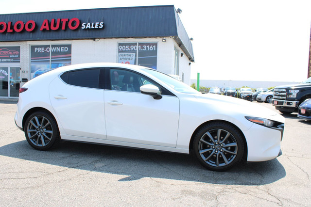 2020 Mazda MAZDA3 in Cars & Trucks in Oakville / Halton Region