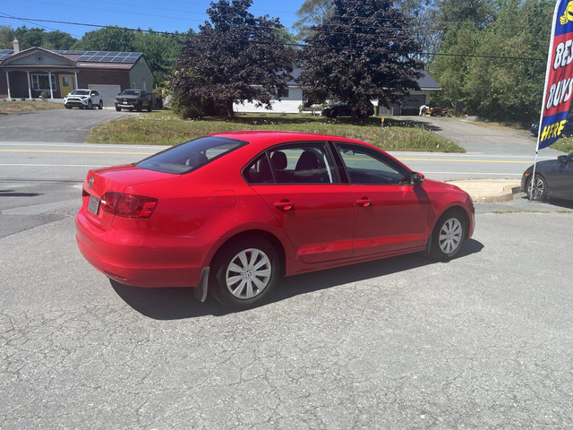 2014 Volkswagen Jetta Sedan Trendline+ in Cars & Trucks in Bridgewater - Image 4