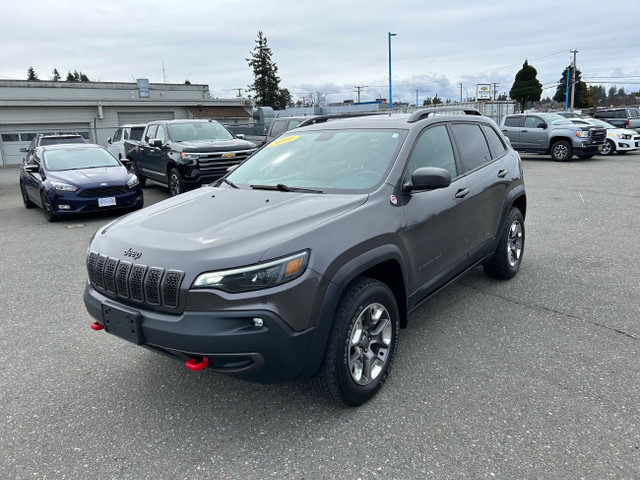 2019 Jeep Cherokee Trailhawk Bluetooth Navigation Sunroof Lea... in Cars & Trucks in Campbell River - Image 3