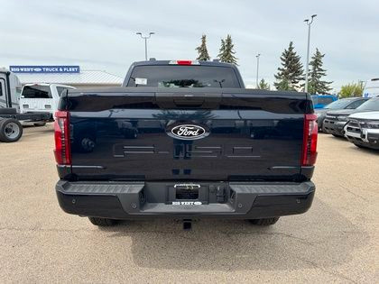 2025 Ford F-150 XLT 301A w/BLACK PKG, BED UTILITY & TOW/HAUL in Cars & Trucks in Edmonton - Image 4