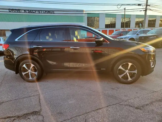 2017 Kia Sorento AWD EX Turbo *Leather / Rear View Camera* in Cars & Trucks in London - Image 10