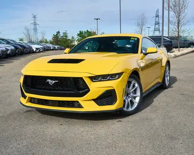 This Ford Mustang has a powerful Premium Unleaded V-8 5.0 L/302 engine powering this Automatic trans...