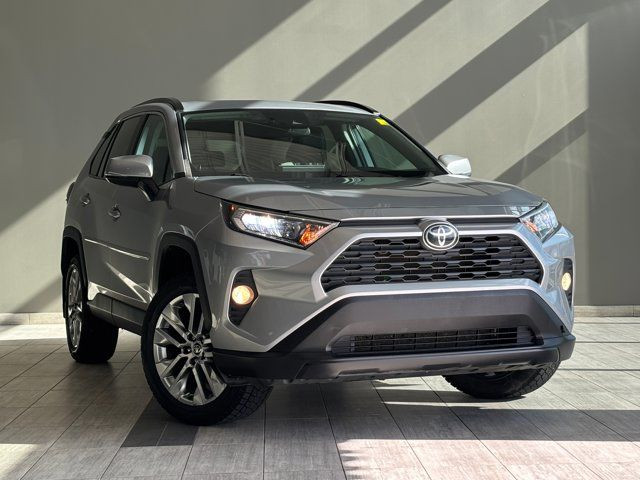 2021 Toyota RAV4 XLE | Leather | Auto Stop/Start in Cars & Trucks in Edmonton - Image 2