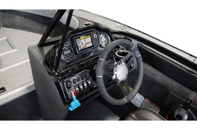 2023 Legend 18 XTR in Powerboats & Motorboats in Saskatoon - Image 11