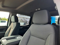 Engine: 3L 6cyl. L/100Km City: 0.0 L/100Km Hwy: 0.0 Safety Equipment Airbags, Dual-stage frontal air... (image 2)