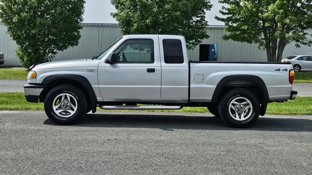 2007 Mazda Camion Pick-up Série B 4,0L SE in Cars & Trucks in Longueuil / South Shore - Image 3