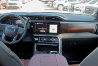 2025 GMC Sierra 3500 Denali Ultimate GMC Sierra 3500 Denali Ultimate 2025 CALL OR TEXT US AT (587) 3... (image 7)