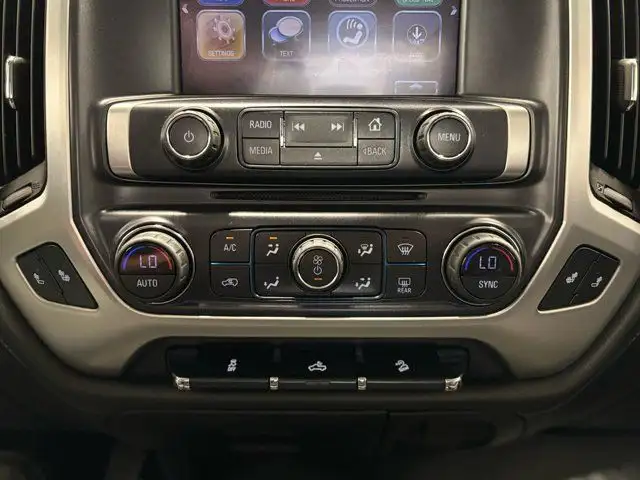2017 GMC Sierra 1500 SLE | REAR VIEW CAMERA | SPRAY-IN BOX dans Autos et camions dans Ville de Régina - Image 14