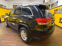 THE 2018 JEEP GRAND CHEROKEE LAREDO COMBINES RUGGED CAPABILITY WITH COMFORTABLE LUXURY. THIS SUV OFF... (image 2)