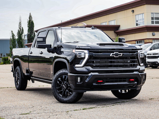 2025 Chevrolet Silverado 3500HD LTZ in Cars & Trucks in Strathcona County - Image 2