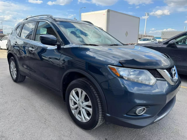 2016 NISSAN Rogue SV in Cars & Trucks in Laval / North Shore - Image 2