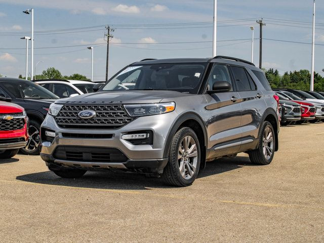 2021 Ford Explorer XLT 202A Sport 2.3L EcoBoost 8 Passenger in Cars & Trucks in Edmonton - Image 4