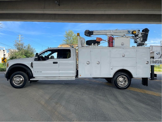 2019 Ford F-550 XLT DIESEL 4WD SERVICE BODY GEN/AIR/WELDER CRANE in Cars & Trucks in Delta/Surrey/Langley - Image 4