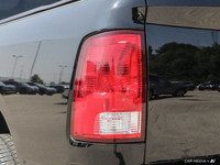 2022 Ram 1500 Classic Tradesman 4D Quad Cab Diamond Black Crystal Pearlcoat 8-Speed Automatic 4WD Pe... (image 7)
