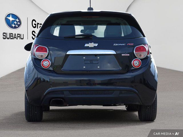 2015 Chevrolet Sonic RS | Manual Transmission | Sunroof in Cars & Trucks in Grande Prairie - Image 4
