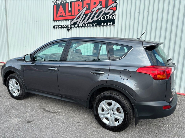 2015 Toyota RAV4 LE AWD in Cars & Trucks in Ottawa - Image 3