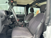 PRIX ET QUALITÉ IMBATTABLE venez découvrir notre JEEP WRANGLER 2014 WRANGLER SPORT MANUELLE PNEUS 33... (image 3)