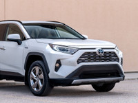 CARGET AUTOMOTIVE is thrilled to offer this 2019 Toyota RAV4 Hybrid Limited, a fuel-efficient, all-w... (image 3)