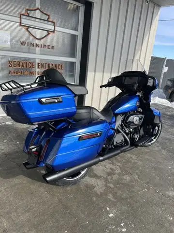 2025 Harley-Davidson FLHXU - Street Glide Ultra in Sport Touring in Winnipeg - Image 4