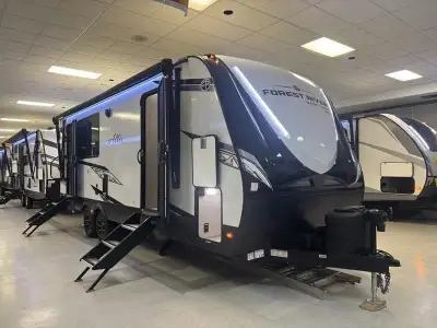 Alta Trailer ALT2375KRK Introducing the new Alta 2375KRK! This couples trailer is where practicality...