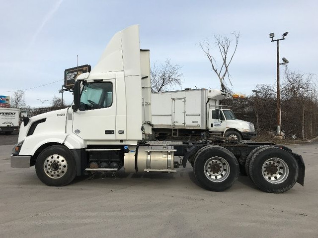 2018 Volvo VNL64300 in Heavy Trucks in City of Montréal - Image 4