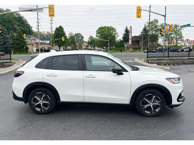 2023 Honda HR-V Sport Sport|AWD|Sunroof|CarPlay| in Cars & Trucks in Oshawa / Durham Region - Image 11