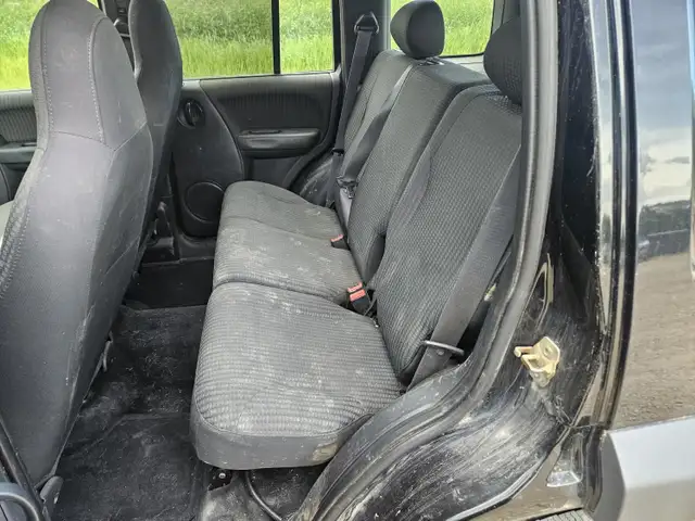 2002 Jeep Liberty in Cars & Trucks in Edmonton - Image 21